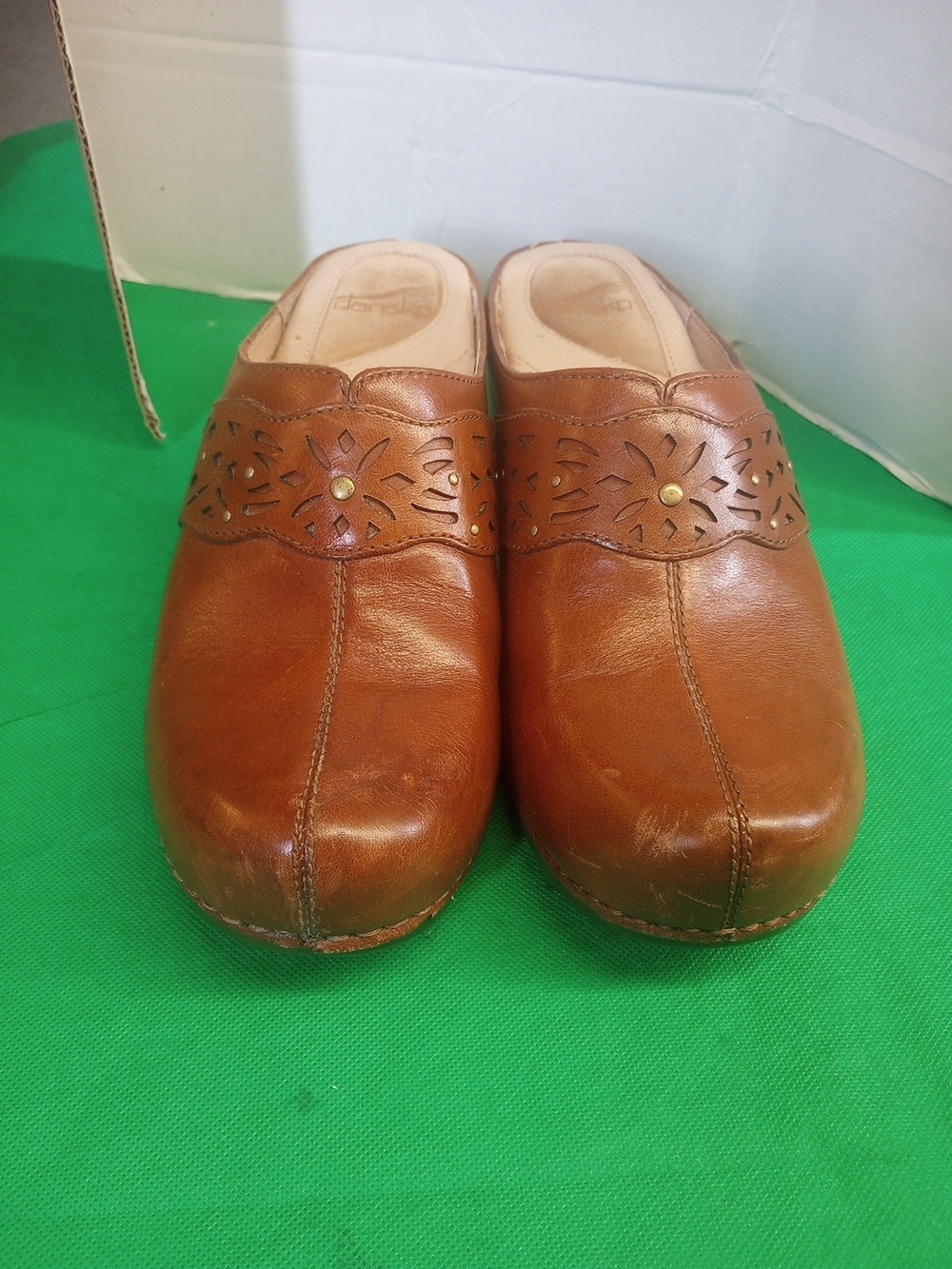 Dansko Brown Leather Slip-On Clogs with Cutout Detail Size 41/ 10.5-11
